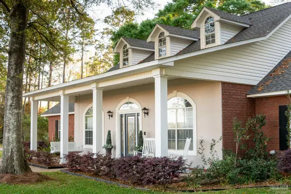 457 Jimmy Lewis Rd, Milton, FL 32570