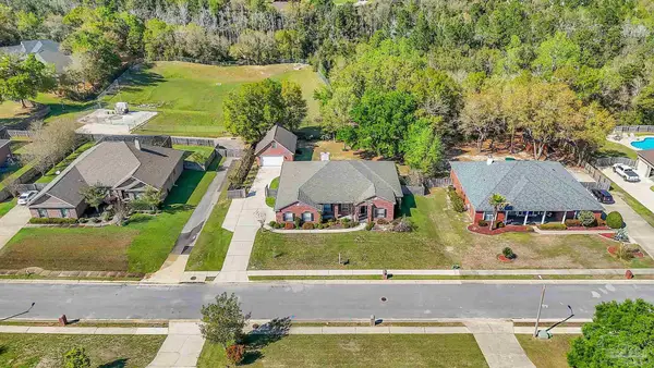 4401 Essex Terrace Cr, Pace, FL 32571