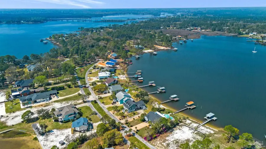 7808 Petersen Pt Rd, Milton, FL 32583 - #3