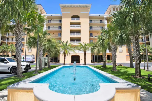 14500 River Rd #507, Pensacola, FL 32507