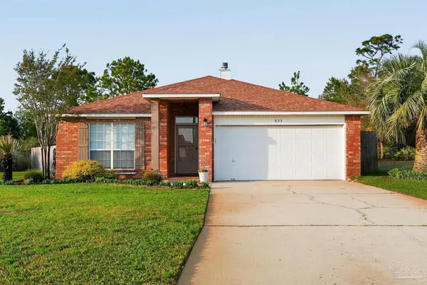 835 Ebb Tide Dr, Pensacola, FL 32507