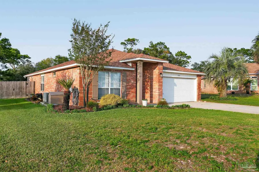 835 Ebb Tide Dr, Pensacola, FL 32507 - #2
