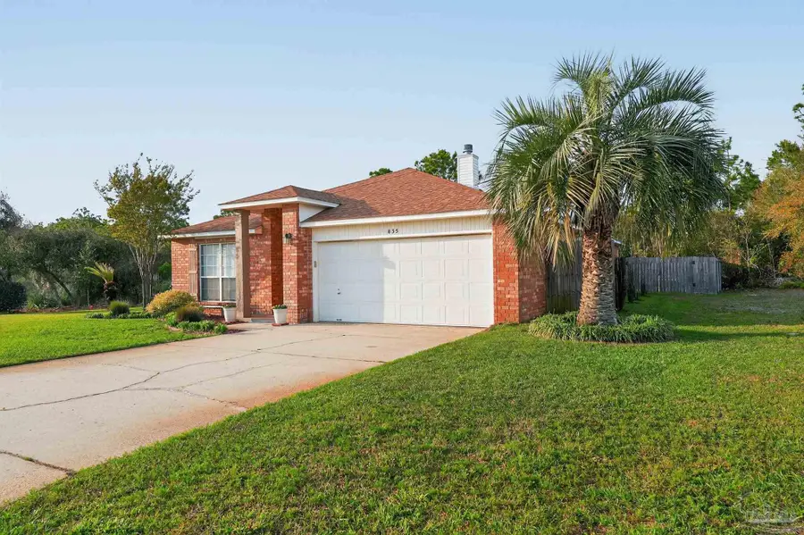 835 Ebb Tide Dr, Pensacola, FL 32507 - #3