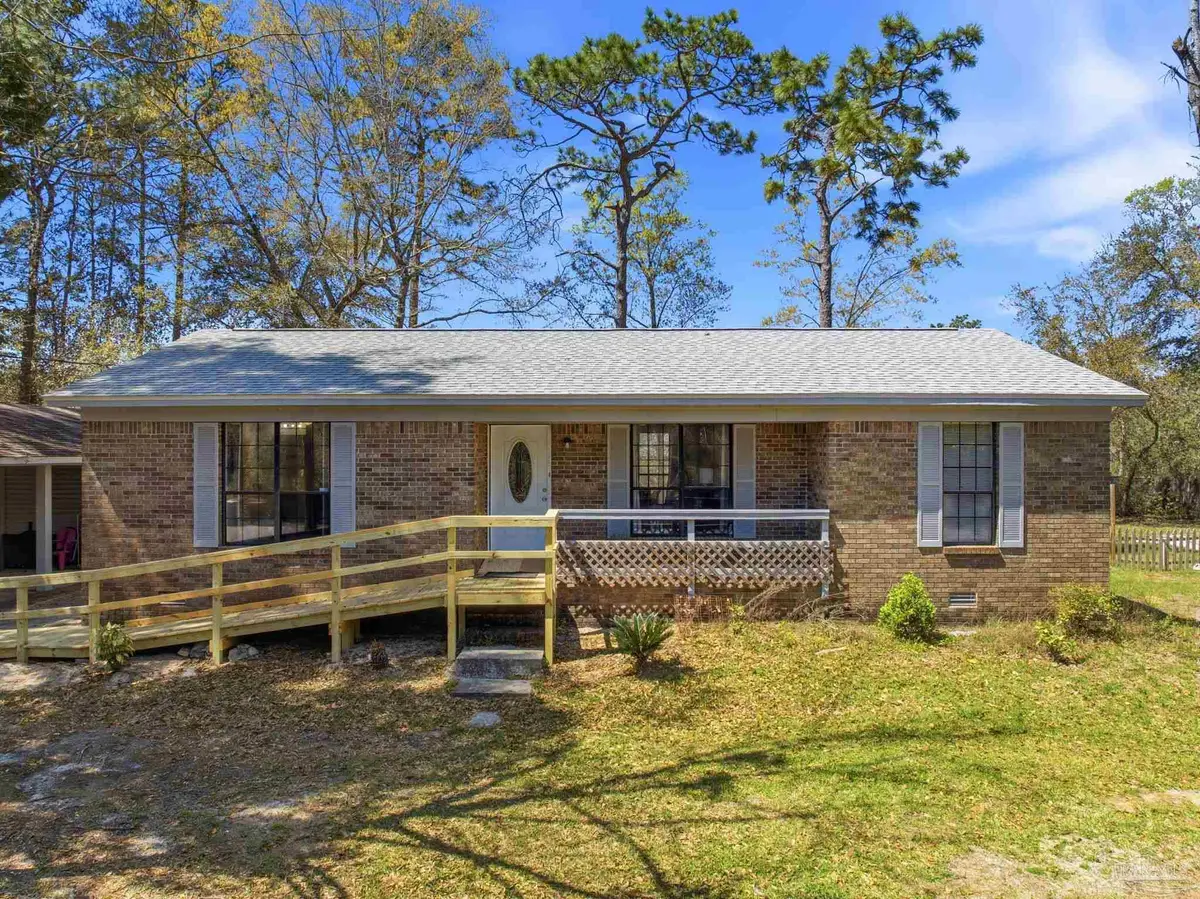 3029 N 21st Ave, Milton, FL 32583 - #1