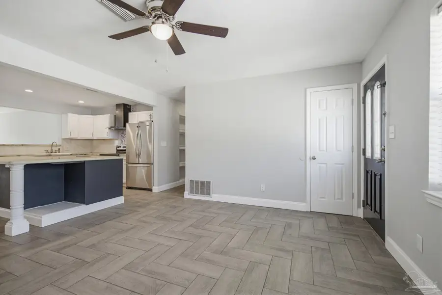 1225 Fretz St, Pensacola, FL 32534 - #3