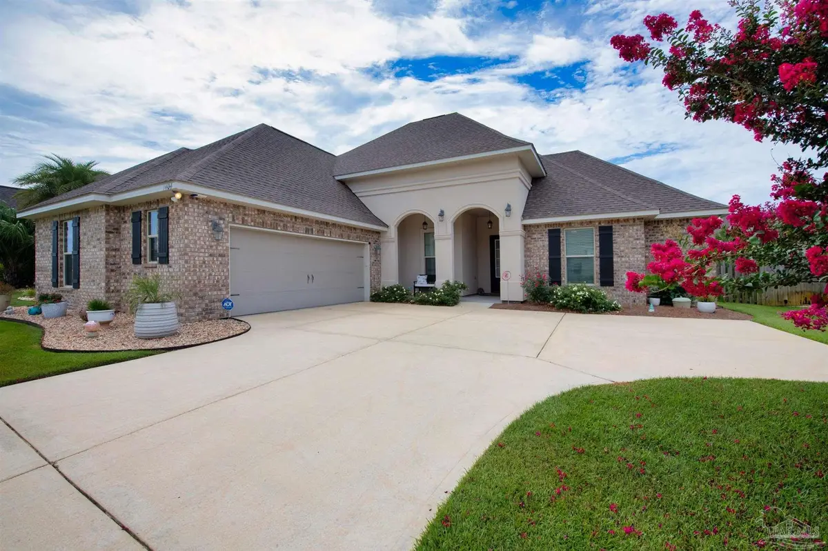 1404 Sabal Palm Dr, Gulf Breeze, FL 32563 - #1