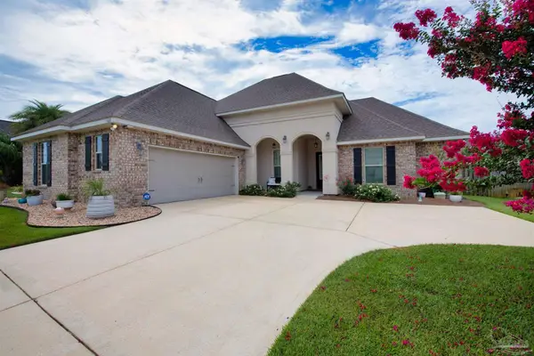 1404 Sabal Palm Dr, Gulf Breeze, FL 32563