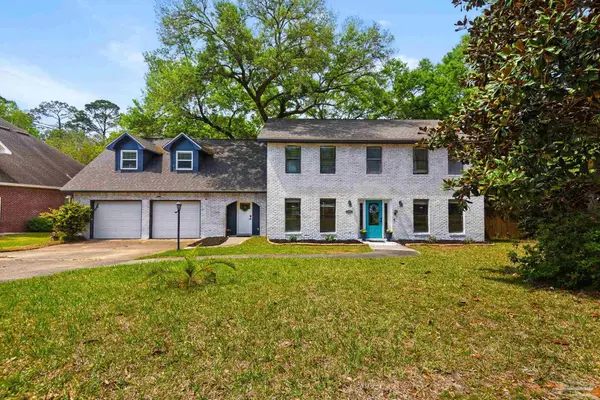 9012 Woodrun Rd, Pensacola, FL 32514