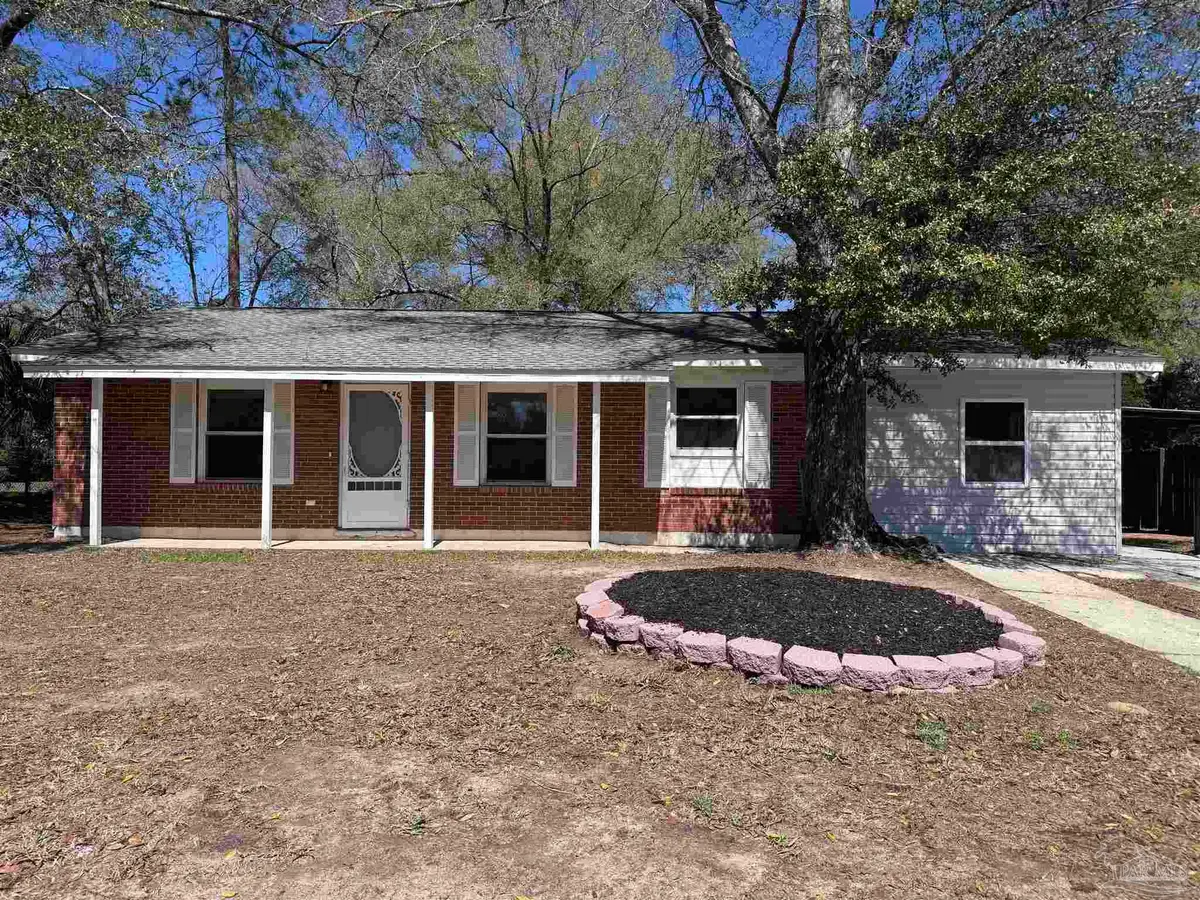 6426 Walnut St, Milton, FL 32570 - #1