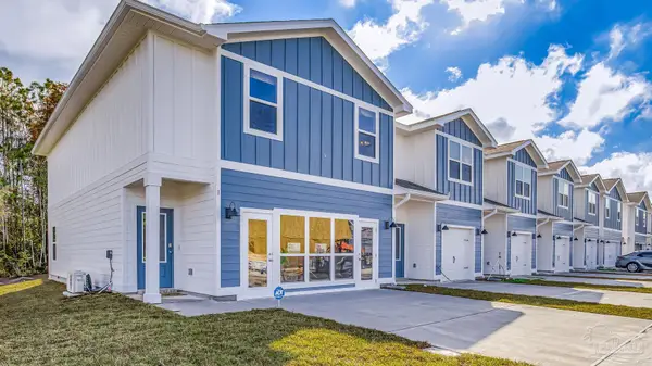 56 Hatten Ct, Mary Esther, FL 32569