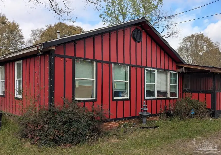 303 Booth Ave, Cantonment, FL 32533 - #2