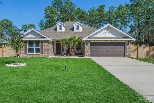 6898 Loysburg St, Navarre, FL 32566