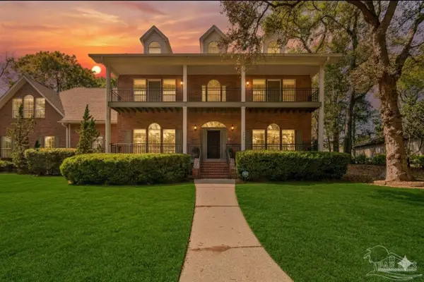 4605 Avenida Marina, Pensacola, FL 32504