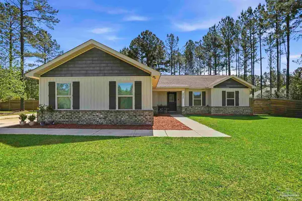 2520 Ten Mile Rd, Pace, FL 32571