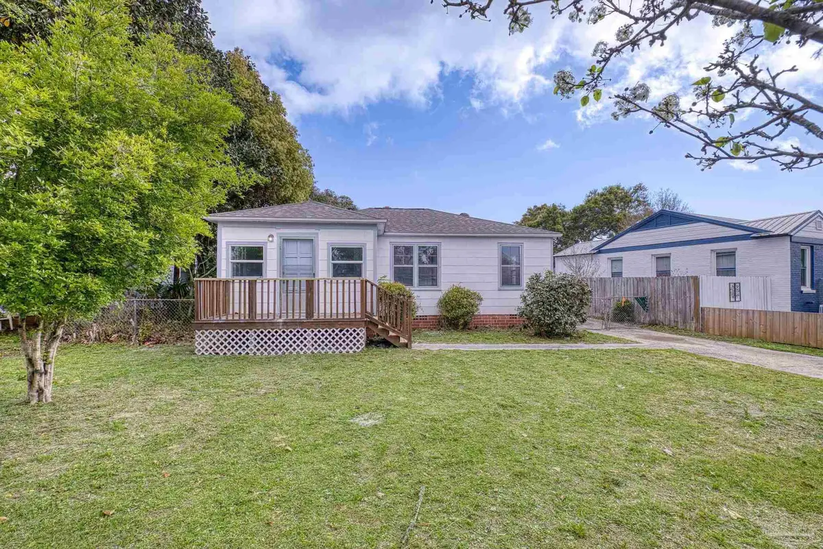 208 Berry Rd, Pensacola, FL 32507 - #1