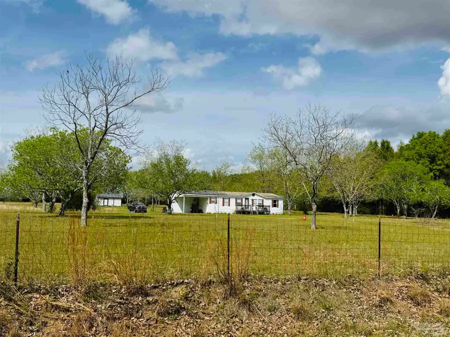 5568 Forest Hills Ln, Milton, FL 32570 - #2