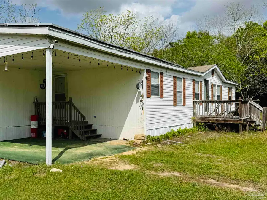 5568 Forest Hills Ln, Milton, FL 32570 - #3