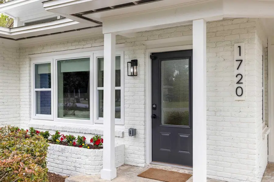 1720 E Leonard St, Pensacola, FL 32503 - #3