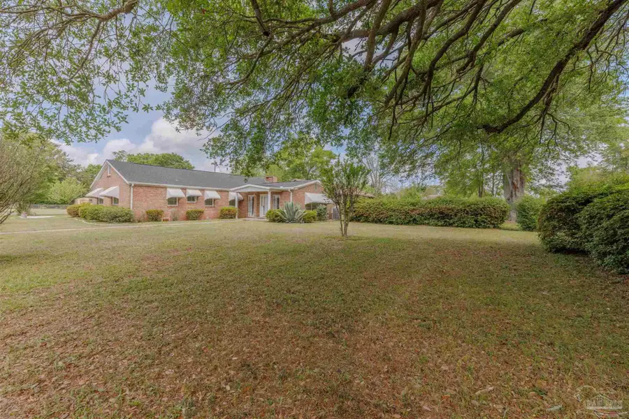 302 Wegner Ave, Cantonment, FL 32533 - #2