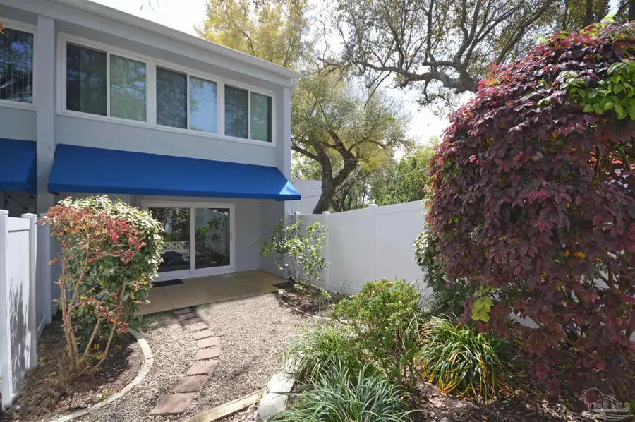 201 Pensacola Beach Rd #D17, Gulf Breeze, FL 32561 - #2