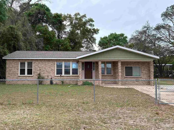 6452 Open Rose Dr, Milton, FL 32570