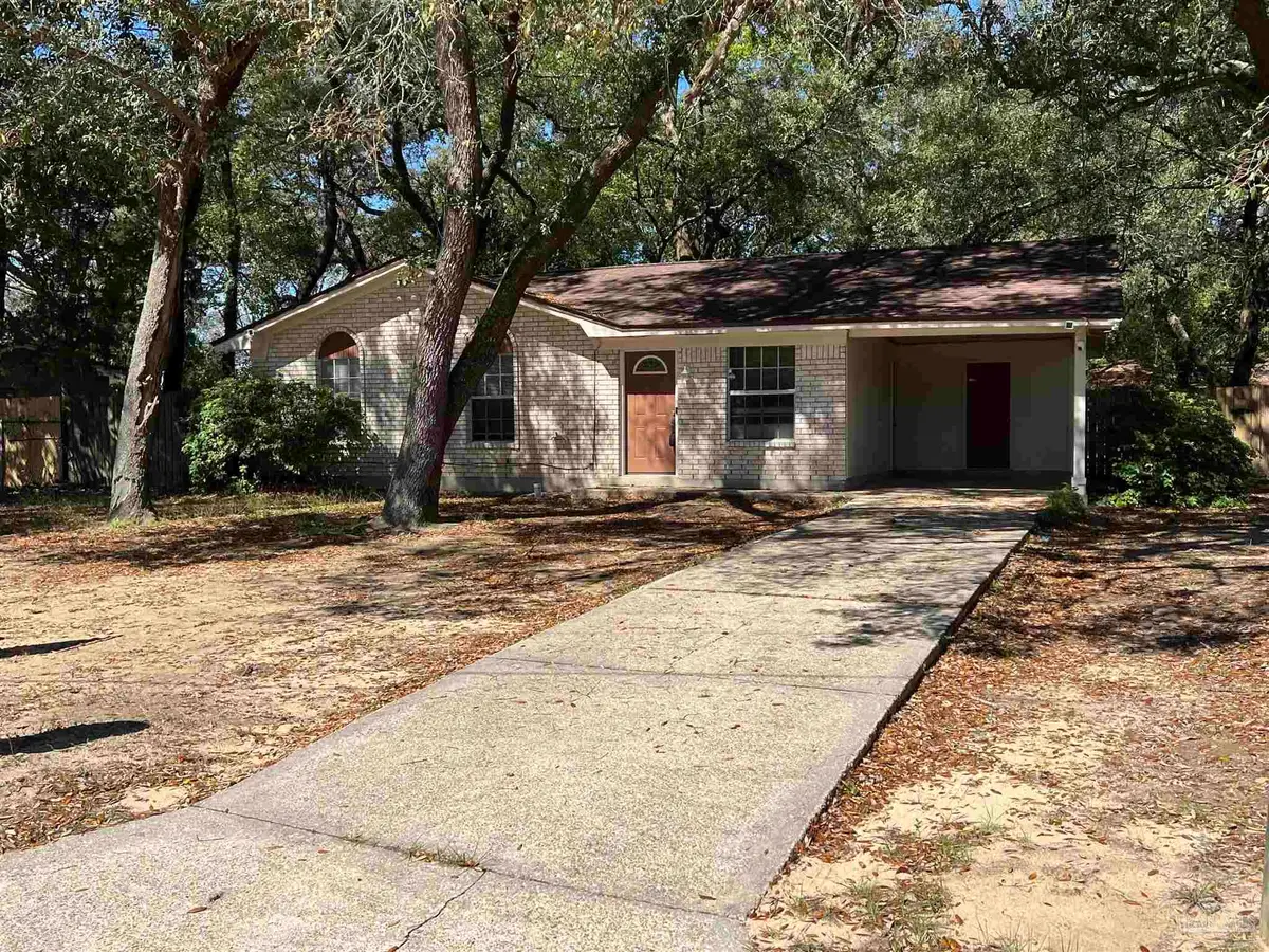 4930 La Ceiba Dr, Pensacola, FL 32526 - #1