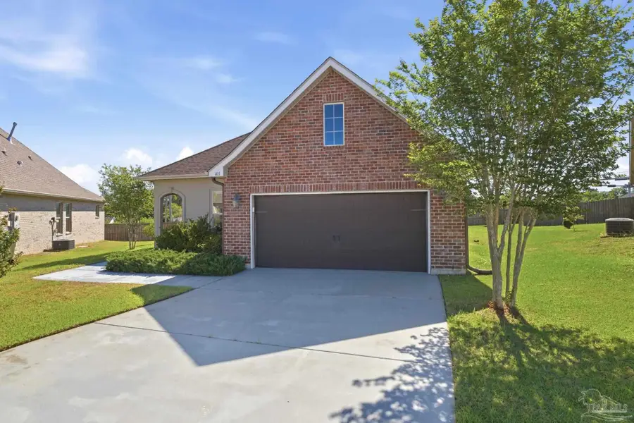 401 Waterbury Ct, Cantonment, FL 32533 - #2