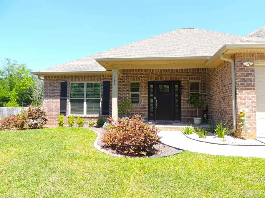 300 Charlton St, Cantonment, FL 32533 - #2