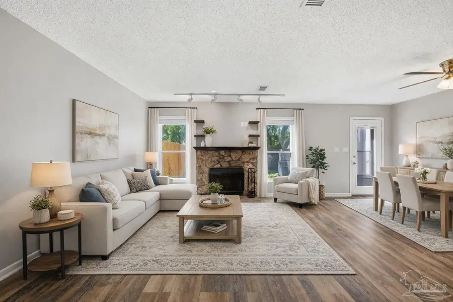 6055 Hilburn Rd, Pensacola, FL 32504 - #2