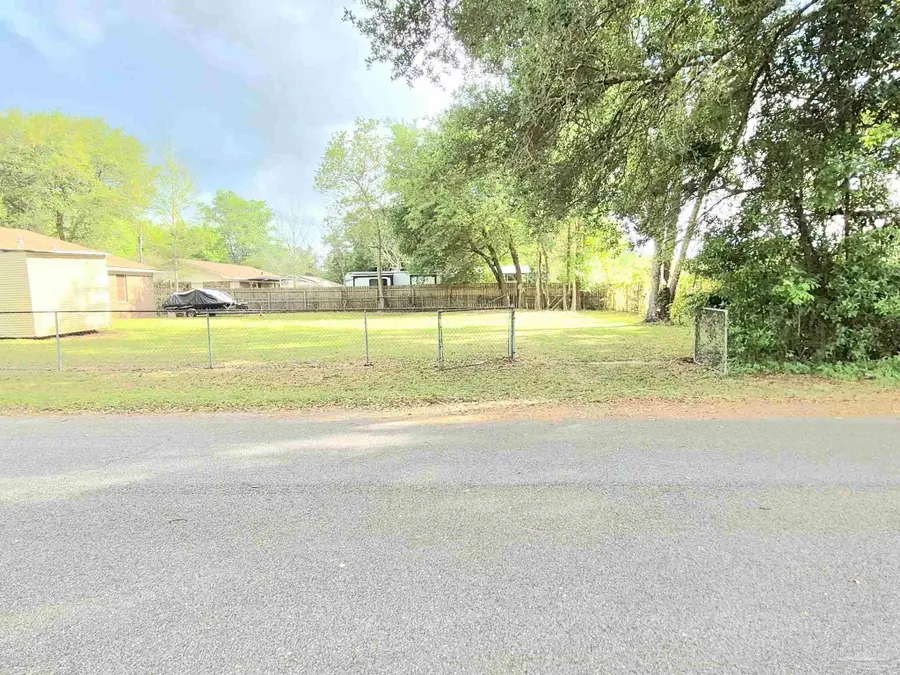 5441 Gwen Ln, Pace, FL 32571 - #2