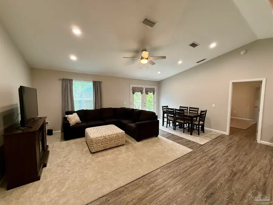 5553 Riviera Dr, Milton, FL 32583 - #3