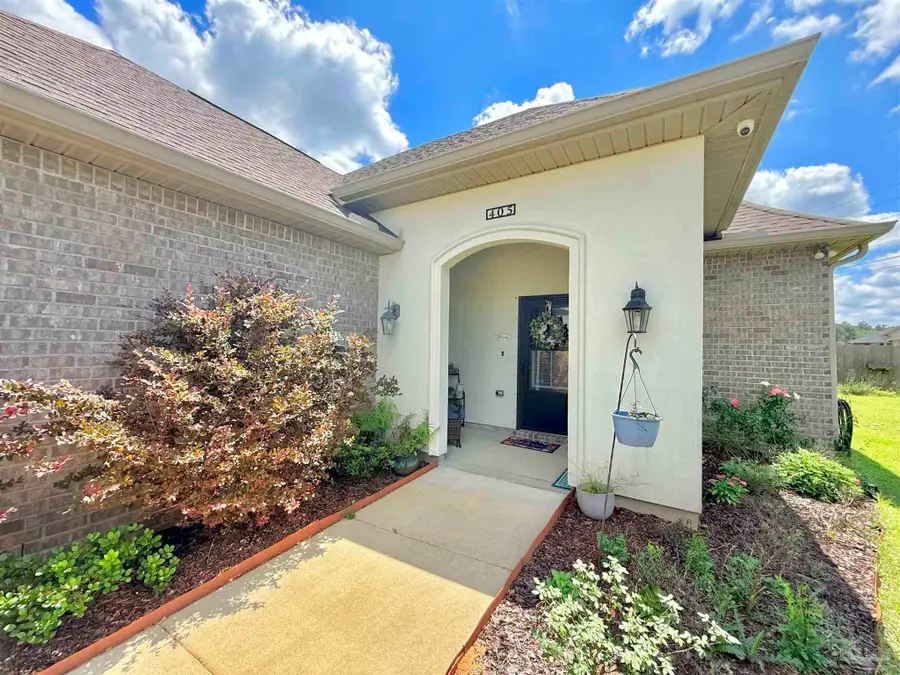 405 Waterbury Ct, Cantonment, FL 32533 - #3