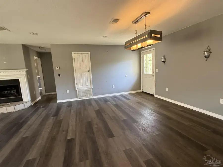 1009 Rachel Cir, Cantonment, FL 32533 - #3