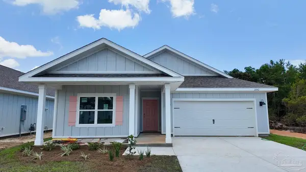 2042 Wiregrass St, Navarre, FL 32566