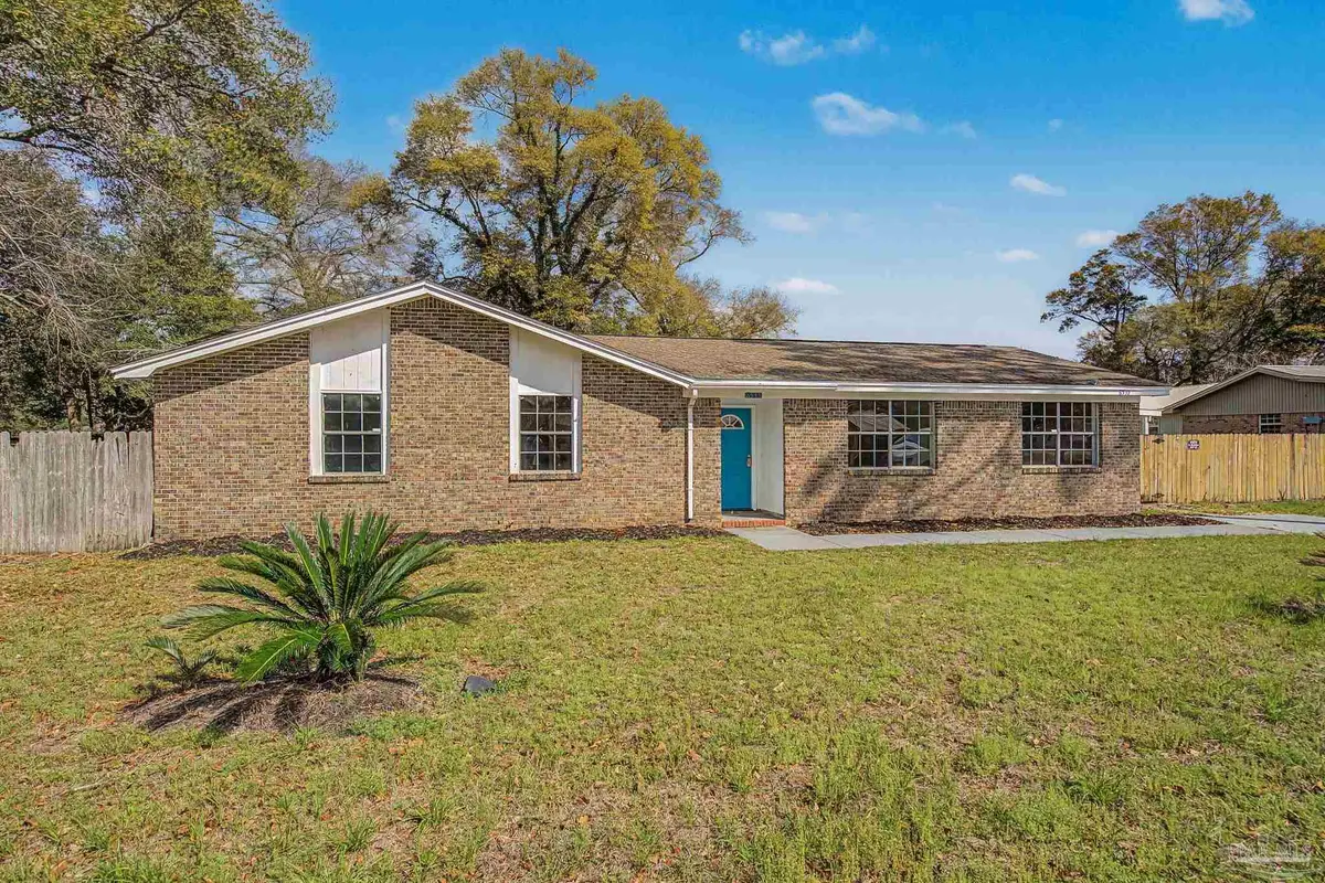 6535 Kennington Cir, Milton, FL 32570 - #1