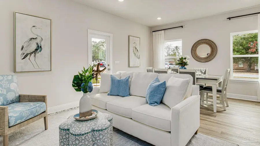 8463 Midtown Ct, Navarre, FL 32566 - #2