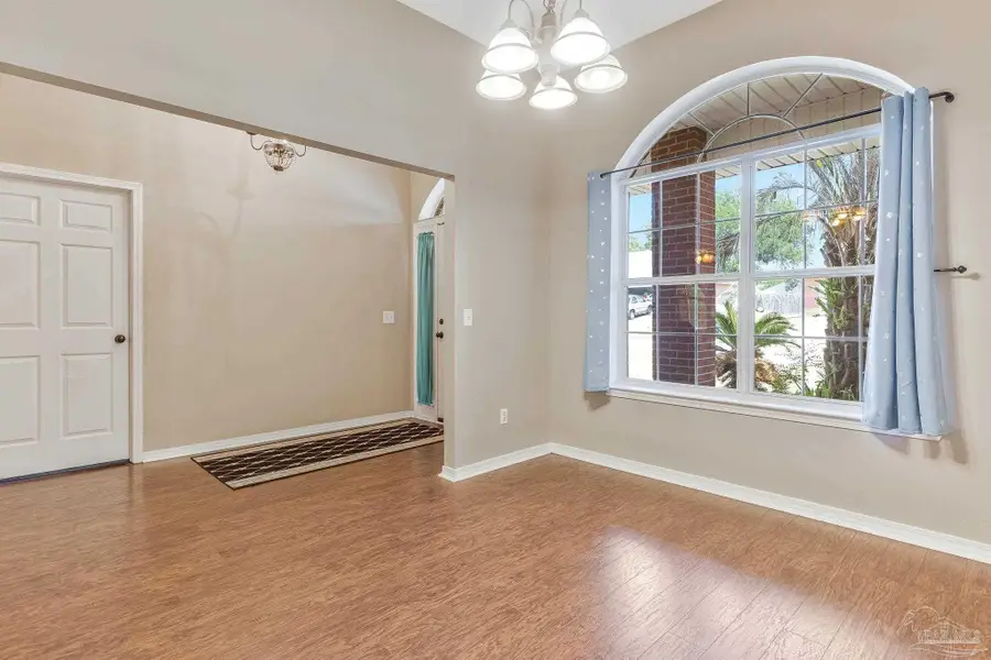 7121 Woodside Rd, Pensacola, FL 32526 - #2