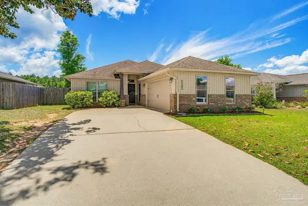 5597 Peach Dr, Pace, FL 32571