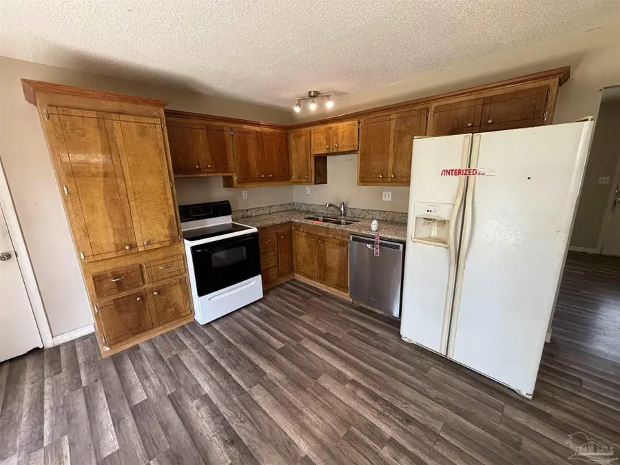 78 Hunter Ave, Pensacola, FL 32505 - #3
