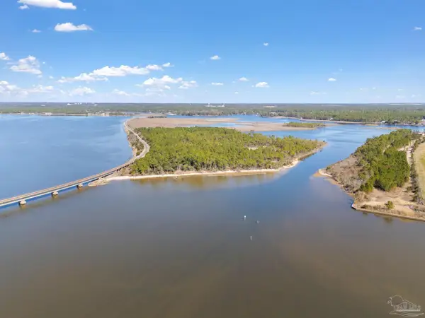 ISLAND Delmonte Dr, Milton, FL 32583