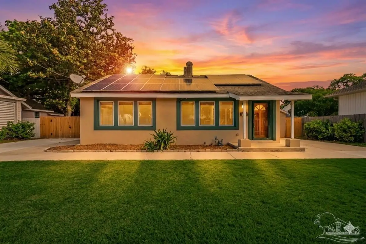 406 E Sunset Ave, Pensacola, FL 32507 - #1