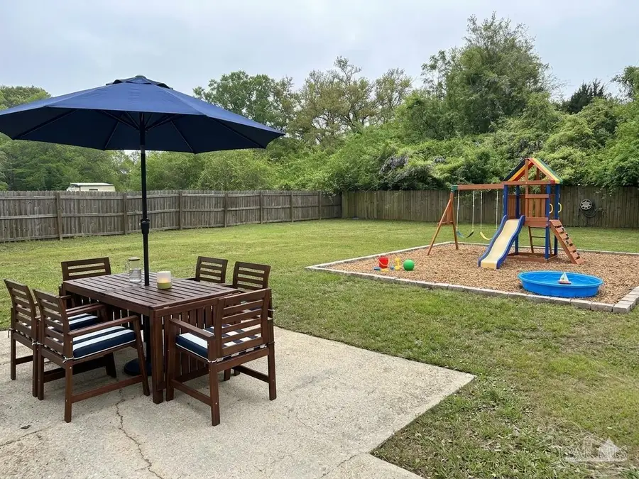 309 Forest Hills Dr, Cantonment, FL 32533 - #3