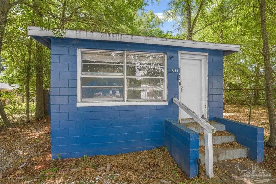 1011 W Hatton St, Pensacola, FL 32526 - #3