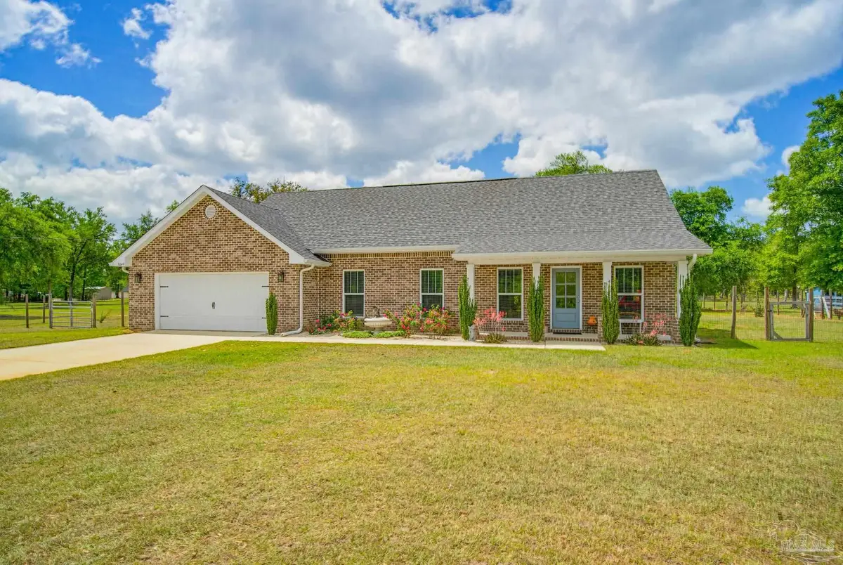 5049 Southern Paradise Ln, Milton, FL 32583 - #1