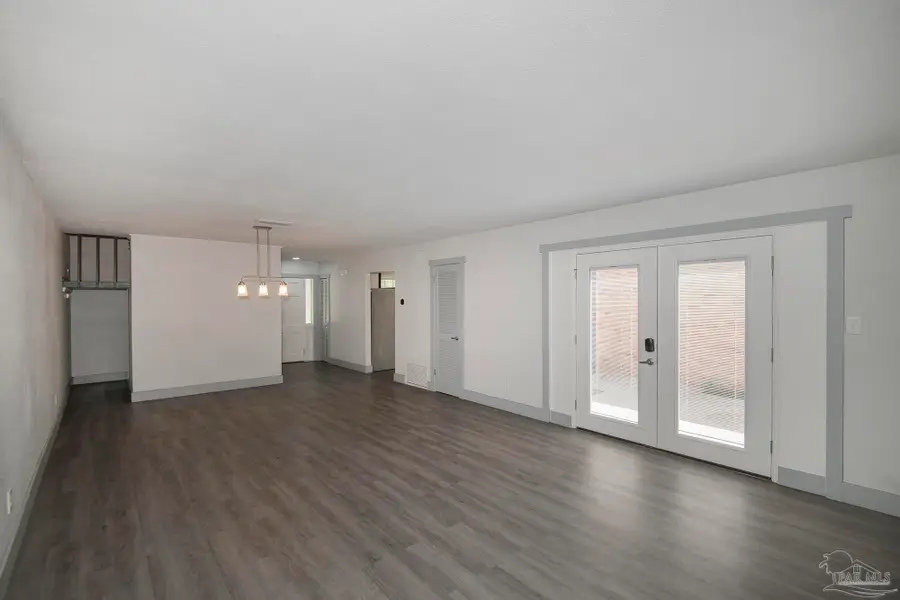 1119 & 1121 E Lakeview Ave, Pensacola, FL 32503 - #3