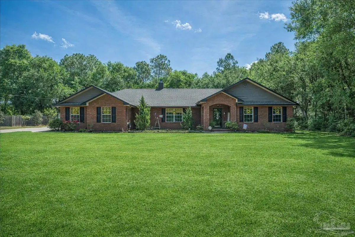 6100 Dragonfly Dr, Milton, FL 32570 - #1