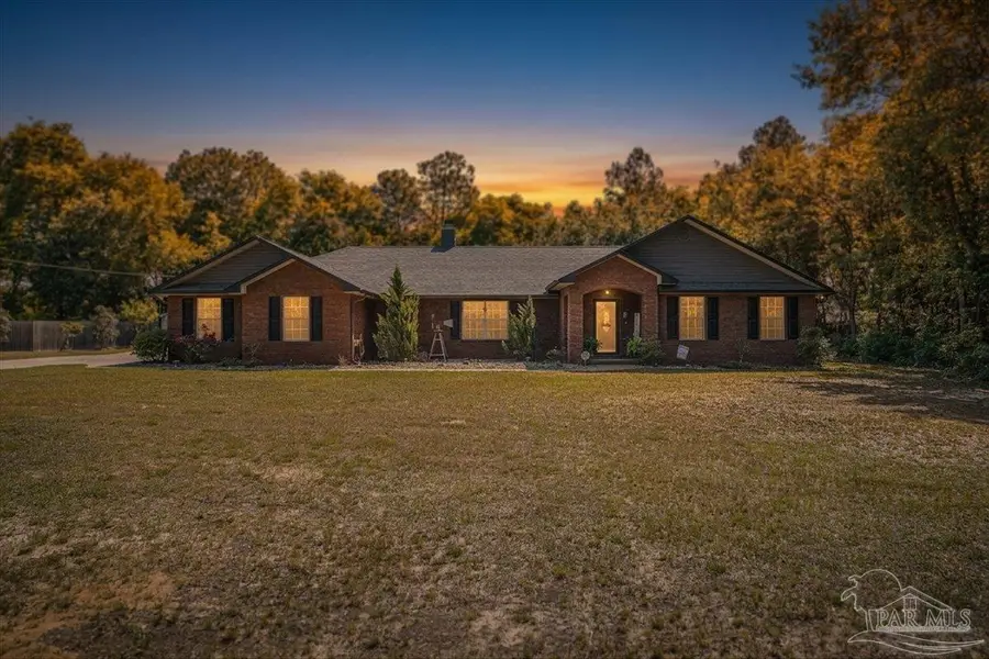 6100 Dragonfly Dr, Milton, FL 32570 - #2