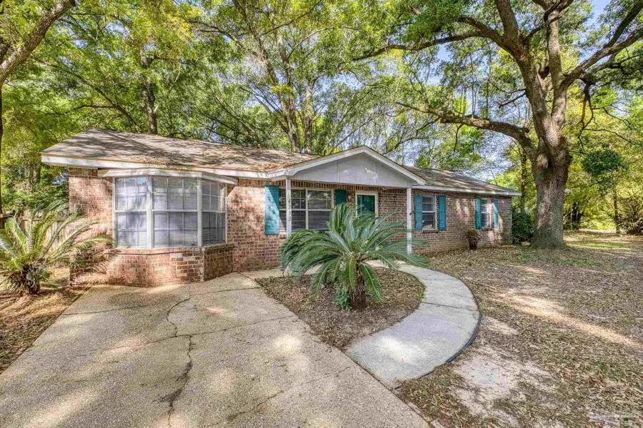 4233 W Avenida De Golf, Pace, FL 32571 - #2