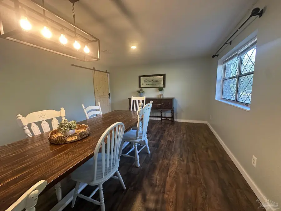 5812 Mimosa Ave, Milton, FL 32570 - #3