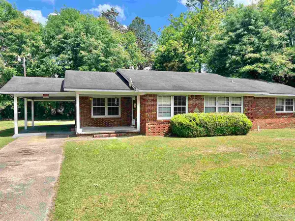 169 E Ashley St, Atmore, AL 36502